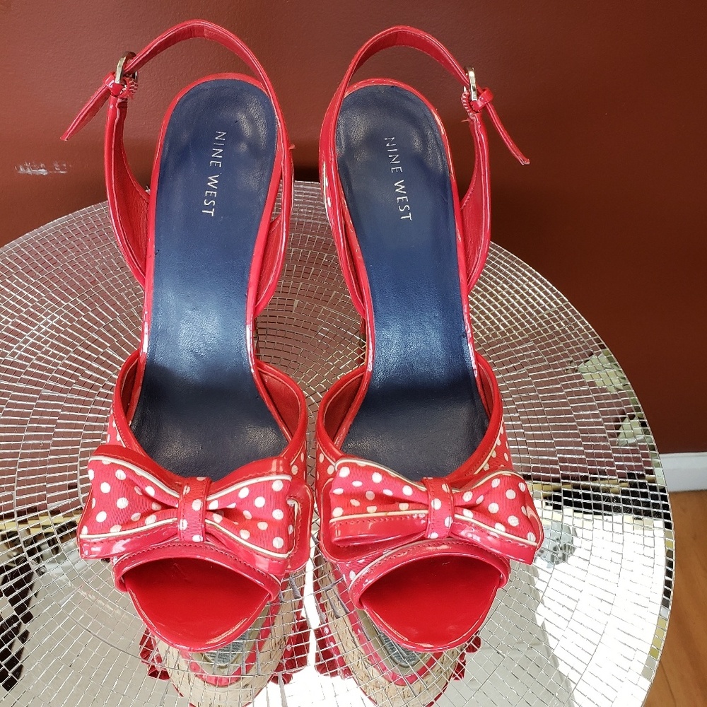 Women's shoes
